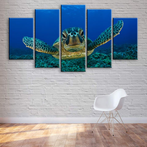 Sea Turtle Under Water Wall Art Canvas Printing Decor